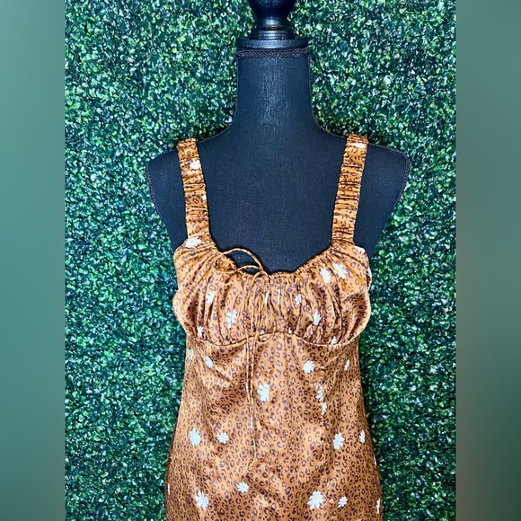 For Love and Lemons | Tawney Mini Dress - Cheetah Flower - Picture 5 of 12